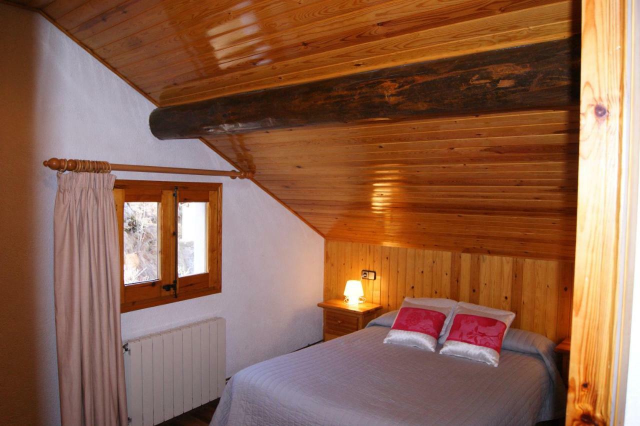 Apartaments Pont Romanic إيسبوت المظهر الخارجي الصورة