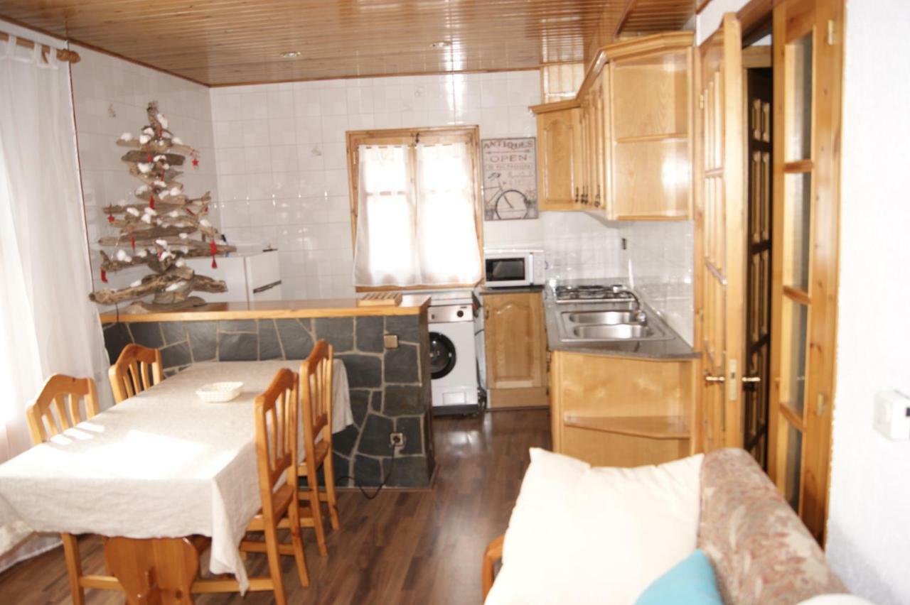 Apartaments Pont Romanic إيسبوت المظهر الخارجي الصورة