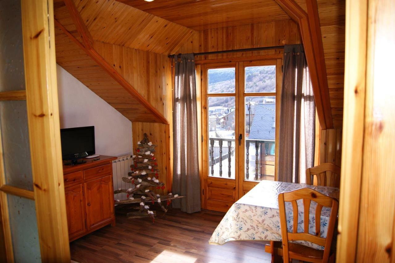 Apartaments Pont Romanic إيسبوت المظهر الخارجي الصورة